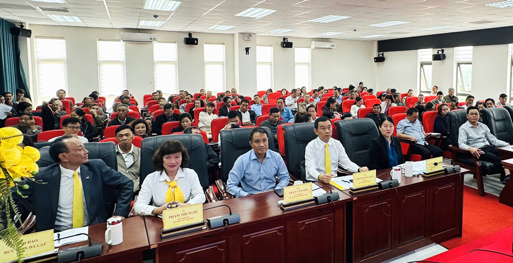 Đà Lạt: 120 đại biểu tập huấn, tuyên truyền chính sách BHXH, BHYT