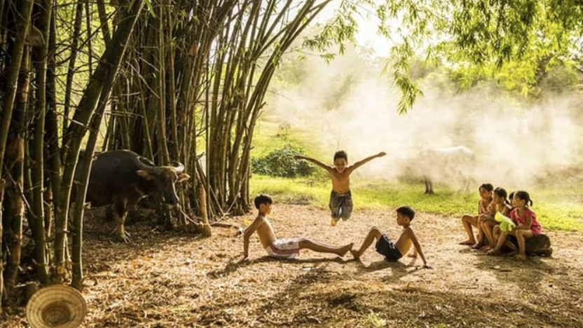 Trở về tuổi thơ
