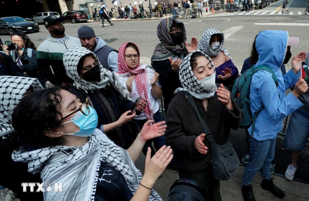 Biểu tình ủng hộ Palestine tại Nhật Bản, Tây Ban Nha, Thụy Điển