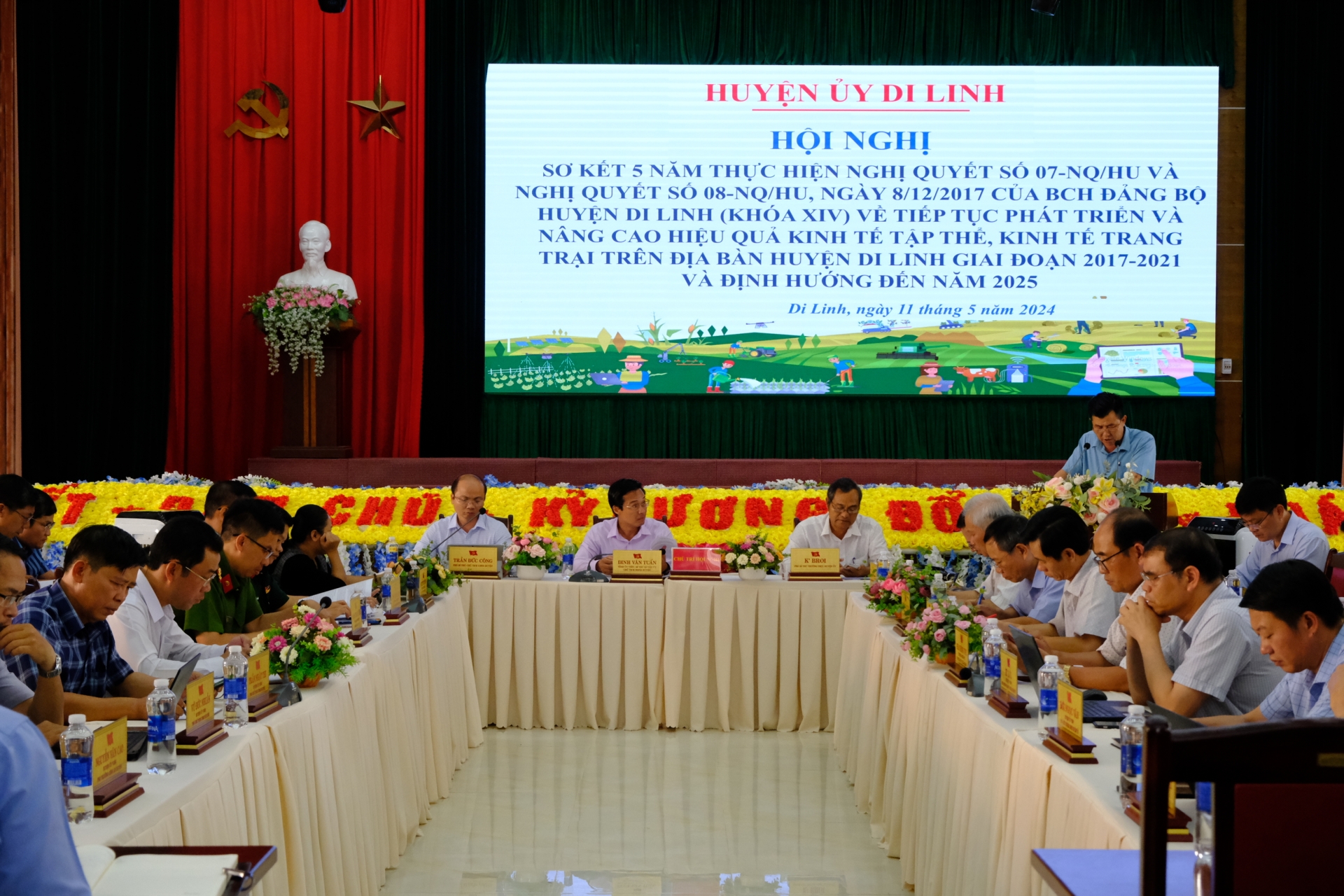 Di Linh: Tiếp tục phát triển và nâng cao hiệu quả kinh tế tập thể, kinh tế trang trại