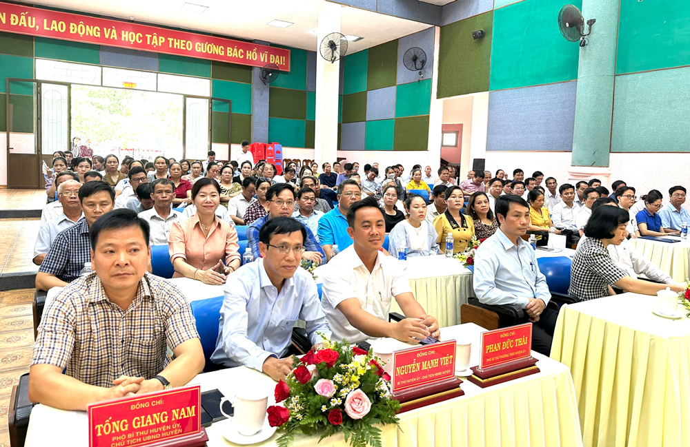 Đạ Tẻh: Phát động phong trào thi đua “Xóa nhà tạm, nhà dột nát” trên địa bàn