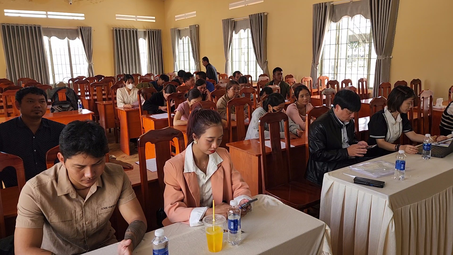 Khai giảng lớp diễn tấu cồng chiêng và múa dân gian