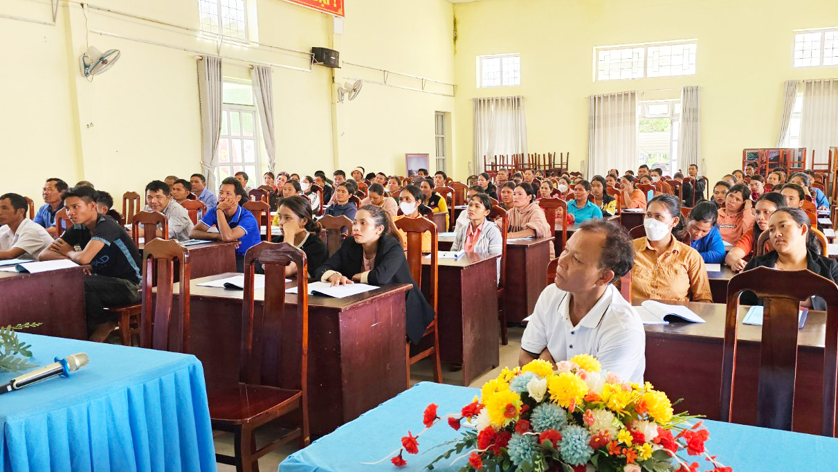 Tập huấn bảo tồn, phát huy giá trị văn hóa truyền thống dân tộc phục vụ phát triển du lịch