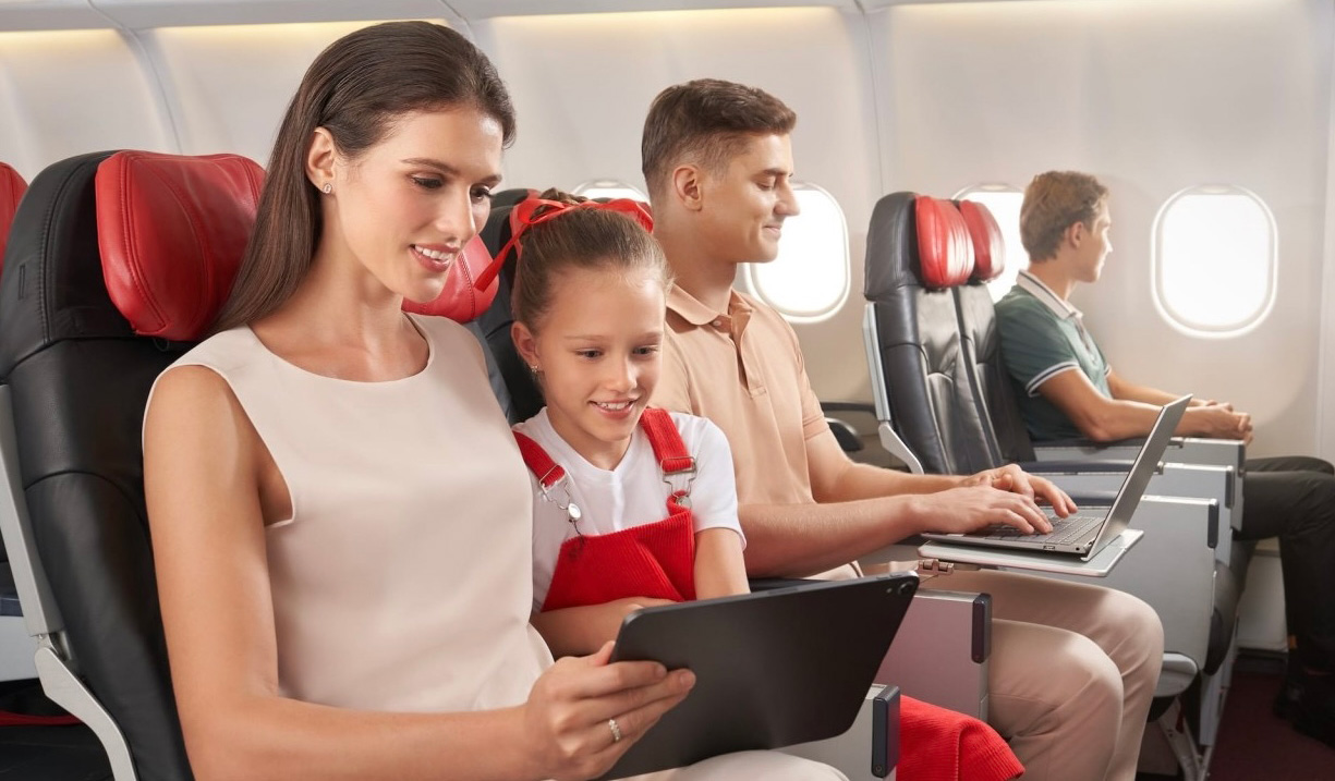Bão ưu đãi tháng 6: Vietjet giảm 50% cho giá vé máy bay Business, SkyBoss
