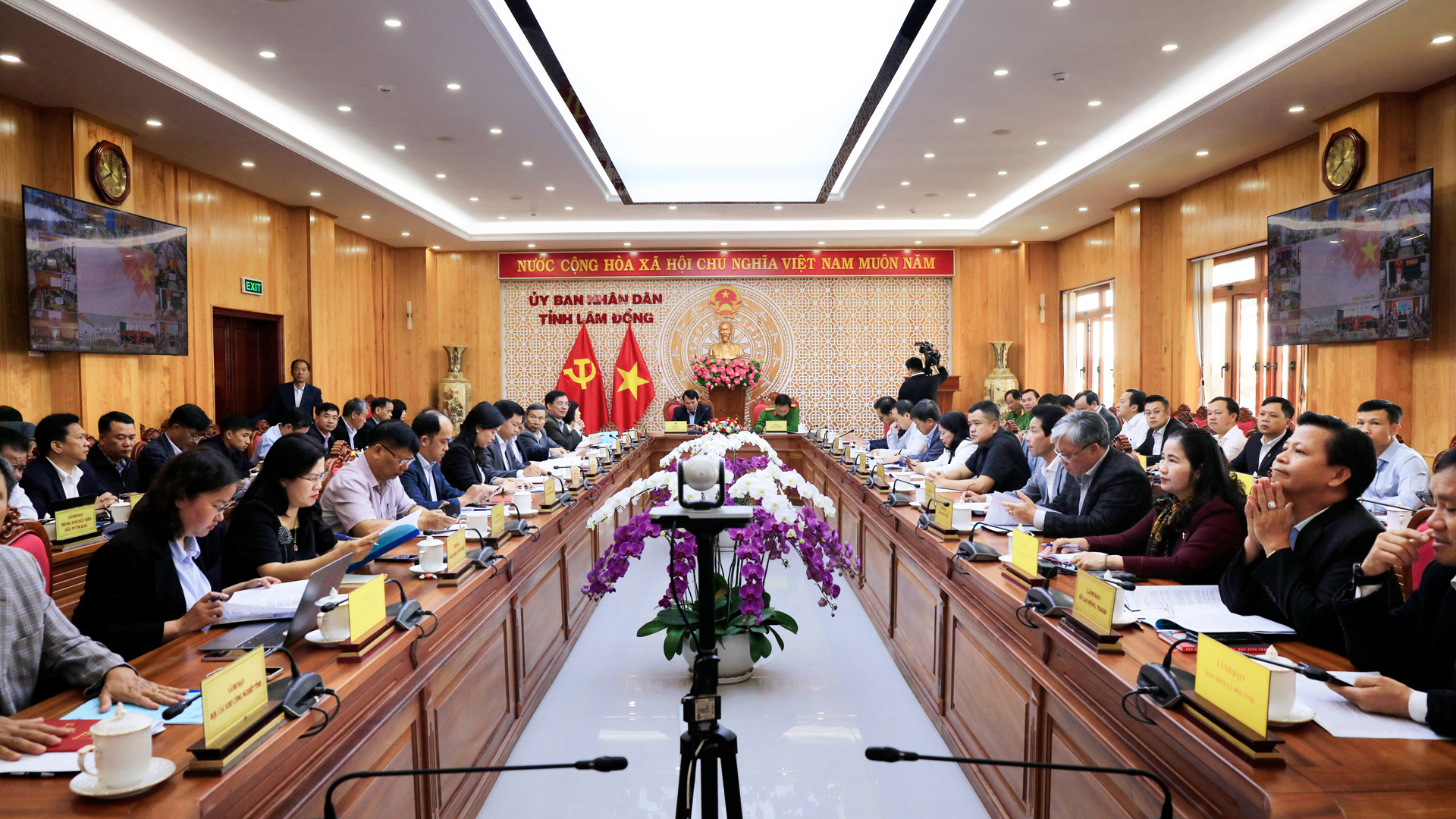 Tiếp tục thực hiện quyết liệt, hiệu quả công tác triển khai Đề án 06