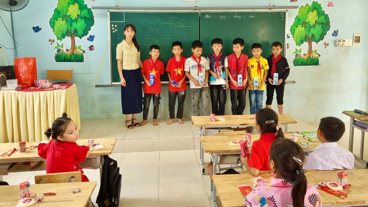 “Gieo” yêu thương nơi biên cương Tổ quốc