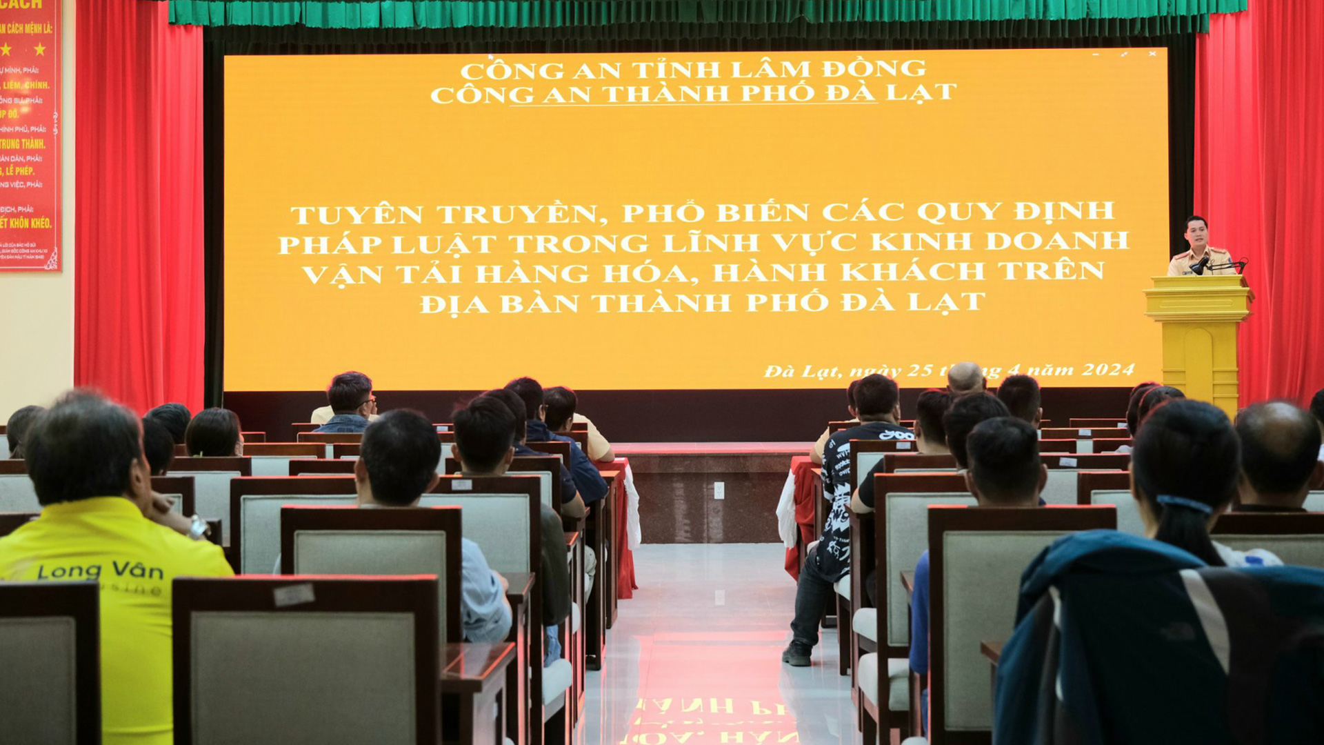 Tăng cường công tác bảo đảm trật tự, an toàn giao thông