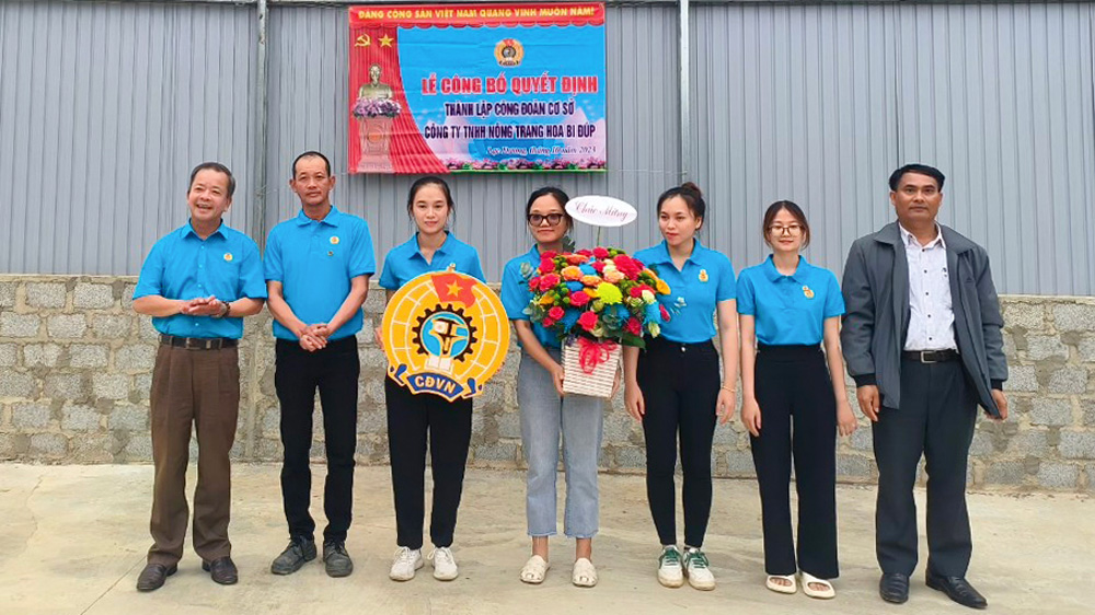 Ở đâu có công nhân, ở đó có tổ chức Công đoàn