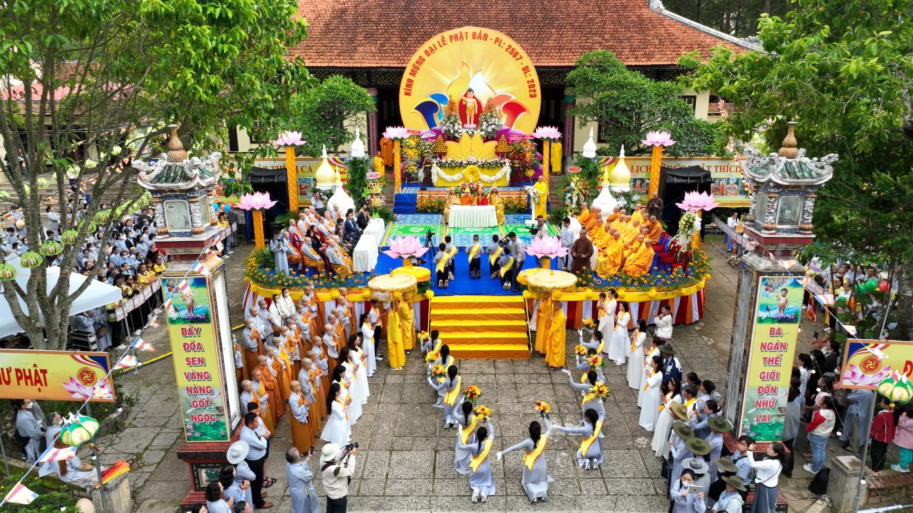 Mùa Phật đản - mùa của yêu thương