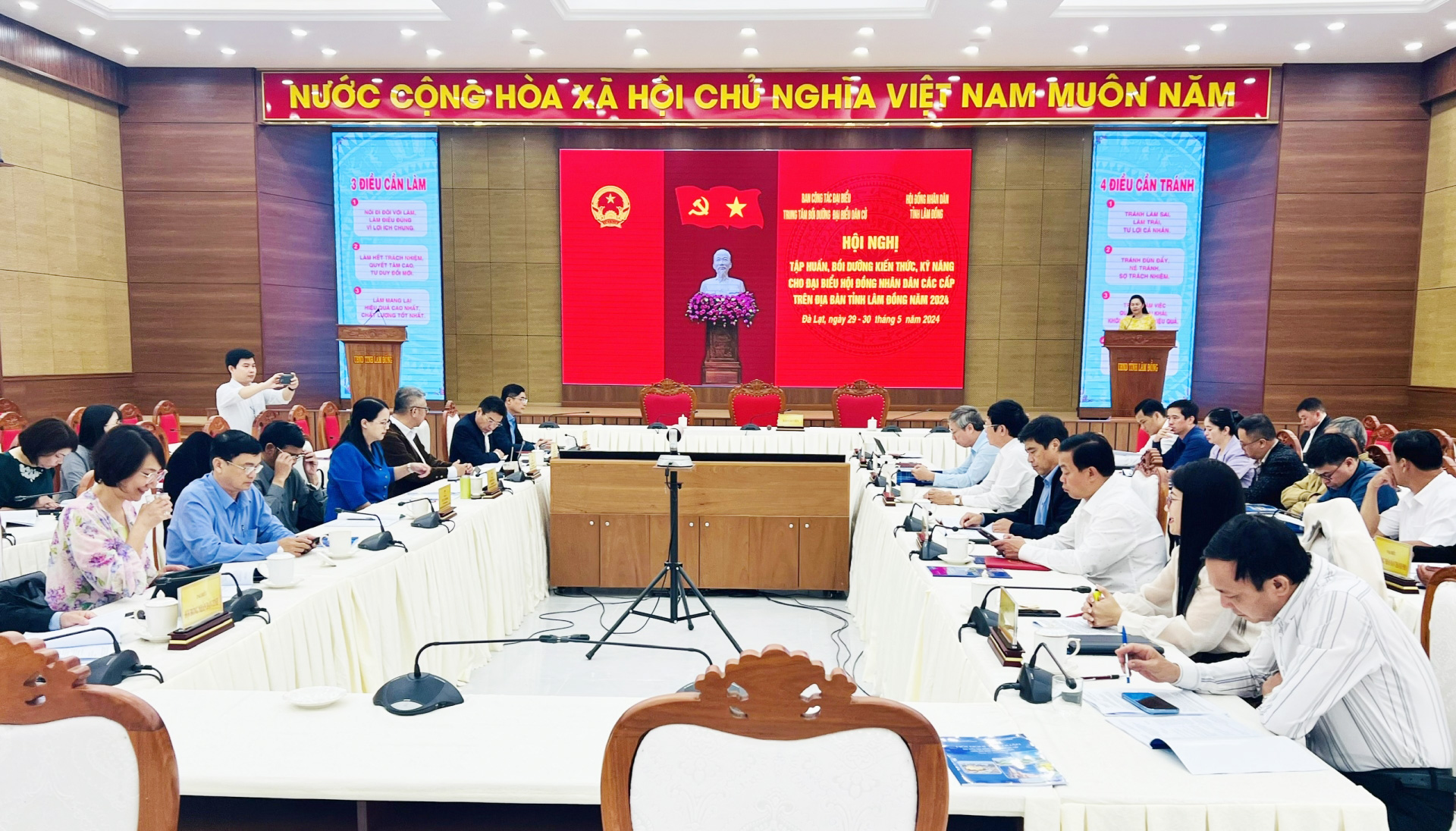 Lâm Đồng: Bồi dưỡng kỹ năng hoạt động cho đại biểu HĐND 3 cấp