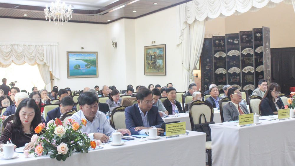 Gặp mặt đội ngũ trí thức khoa học công nghệ nhân Ngày Khoa học Công nghệ Việt Nam