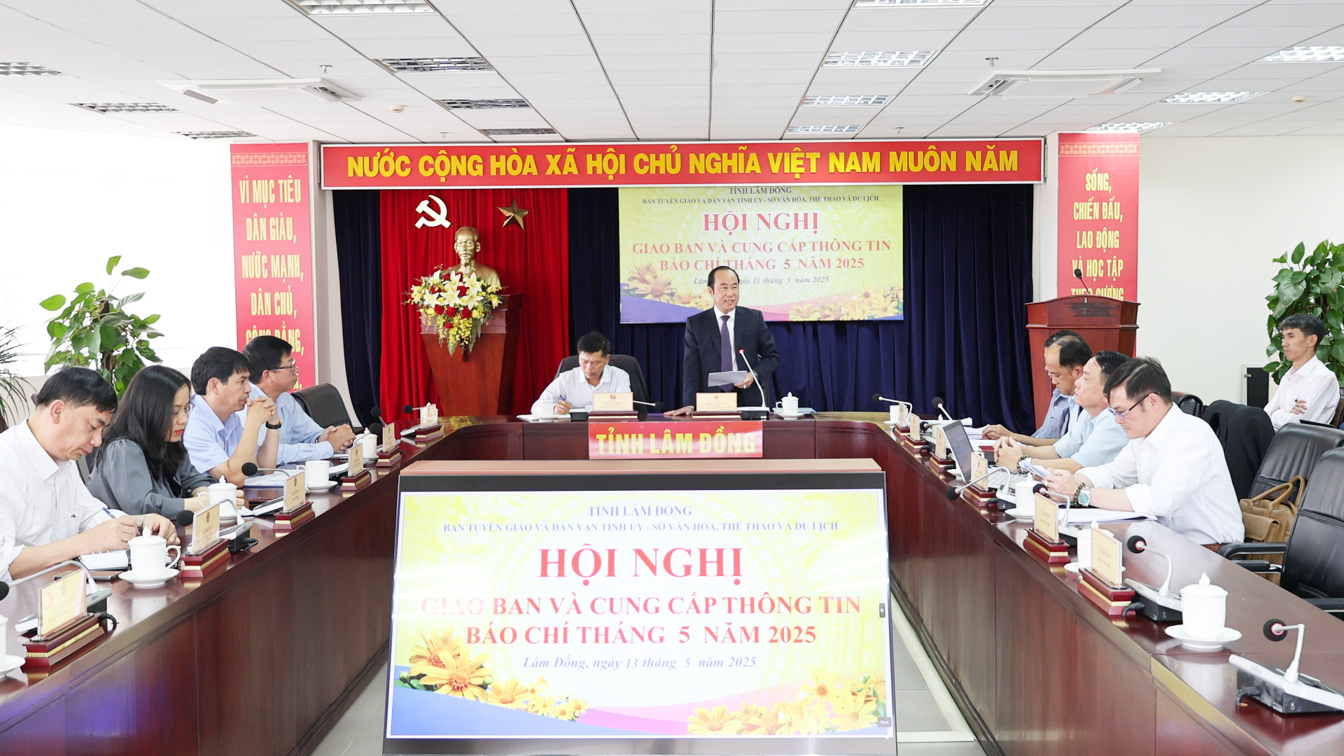 Hội nghị giao ban và cung cấp thông tin báo chí tháng 5 năm 2025