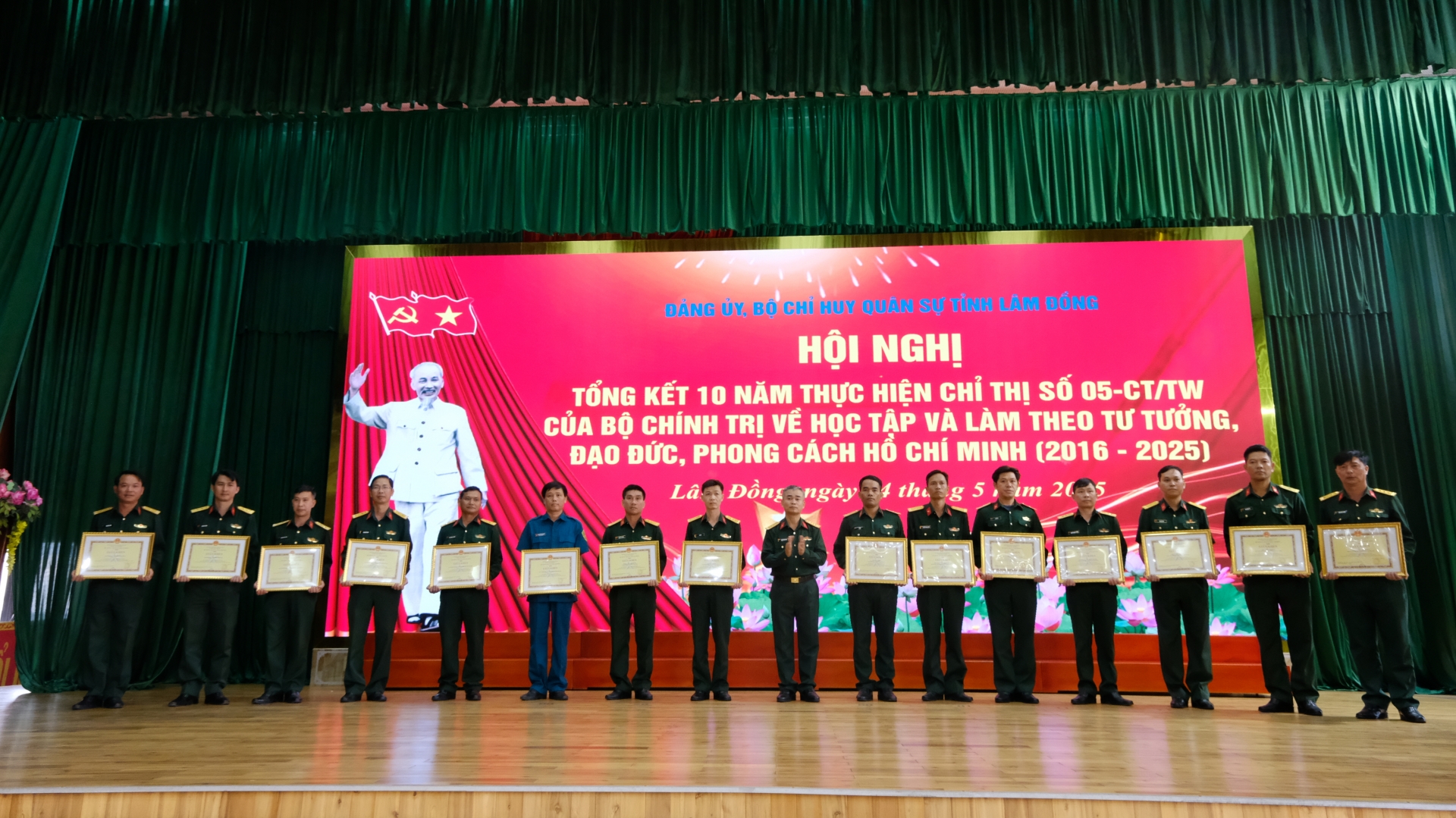 Bộ CHQS tỉnh tổng kết 10 năm thực hiện Chỉ thị số 05