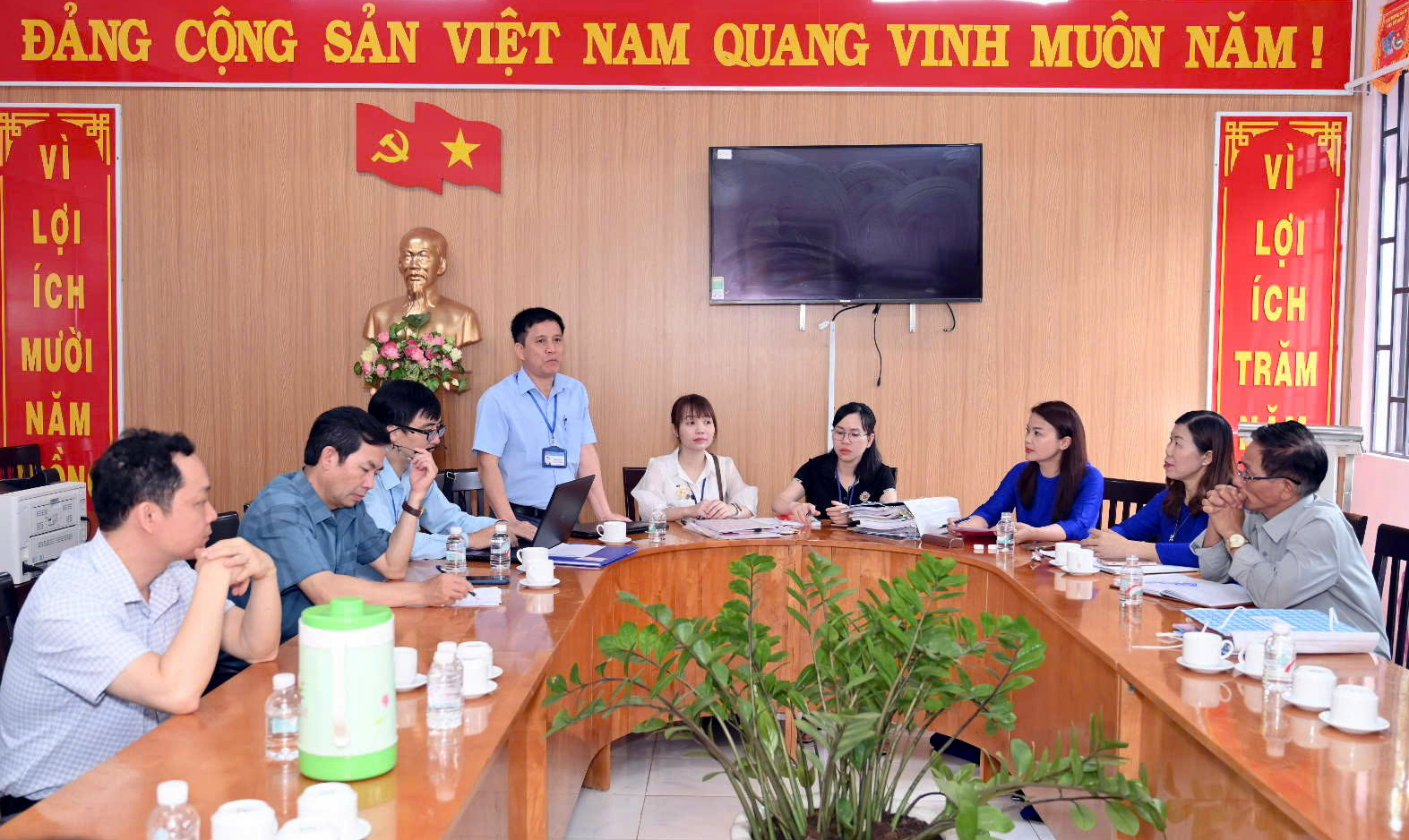 Tăng cường giám sát, kiểm tra, kiểm soát thị trường