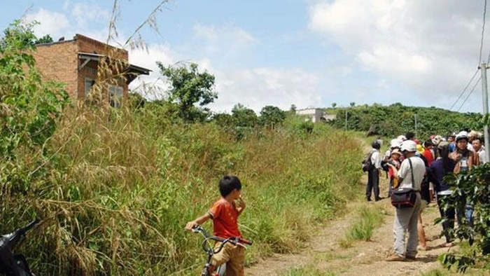 Lâm Hà: 2 cha con tử vong trong căn nhà khóa cửa