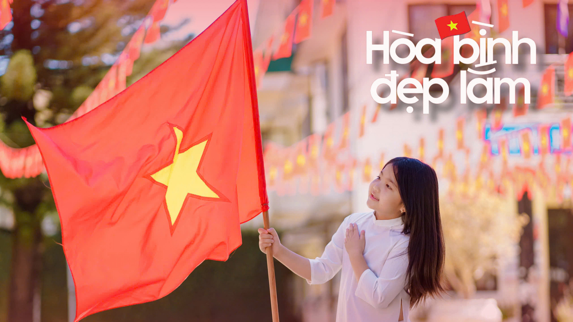 Hồ Chí Minh - Tên Người sống mãi trong sự nghiệp đổi mới và hội nhập quốc tế