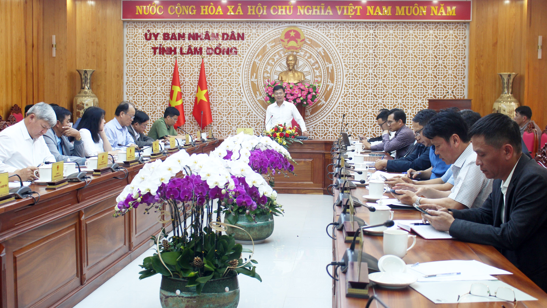 Họp thống nhất Dự thảo Đề án Quy hoạch quảng cáo ngoài trời trên địa bàn tỉnh