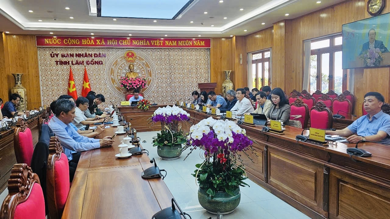 Phiên họp lần thứ hai Ban Chỉ đạo của Chính phủ về phát triển KHCN, đổi mới sáng tạo, chuyển đổi số và Đề án 06