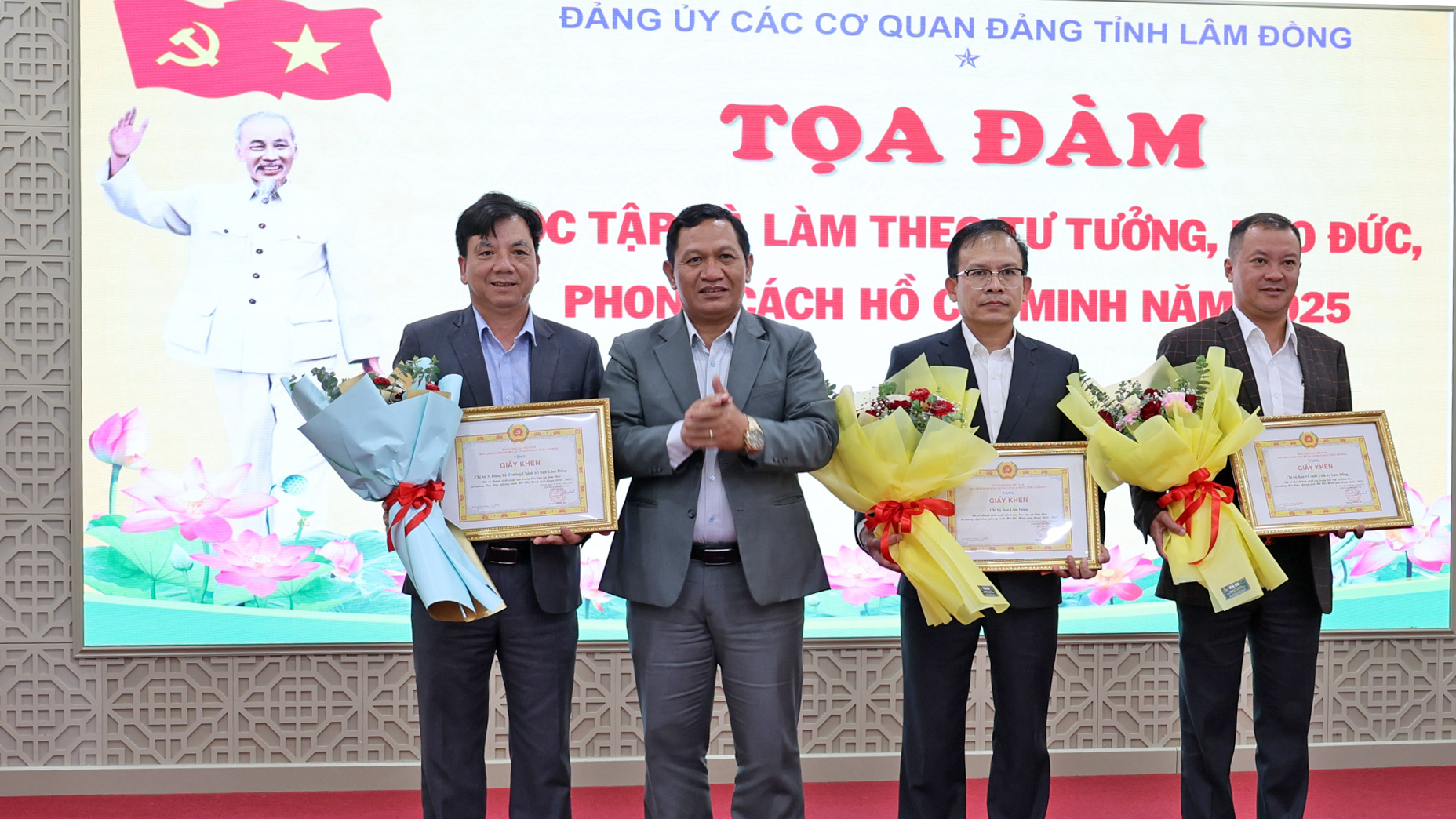 Biểu dương điển hình tiên tiến học tập và làm theo tư tưởng, đạo đức, phong cách Hồ Chí Minh năm 2025