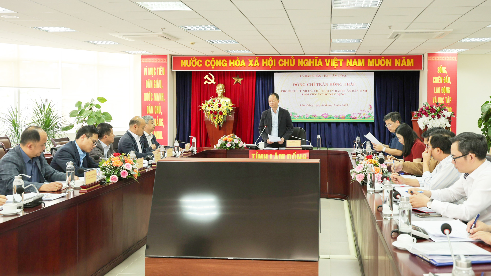 Chuyển đổi thẩm quyền giải quyết thủ tục hành chính của Sở Giao thông vận tải sang Sở Xây dựng
