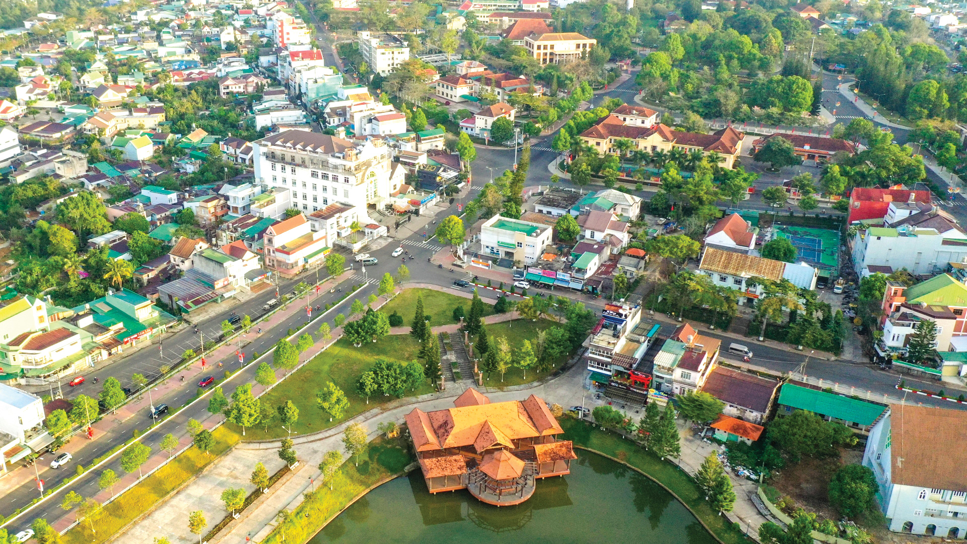 Khẩn trương sắp xếp, hoàn chỉnh bộ máy cấp xã sau sáp nhập