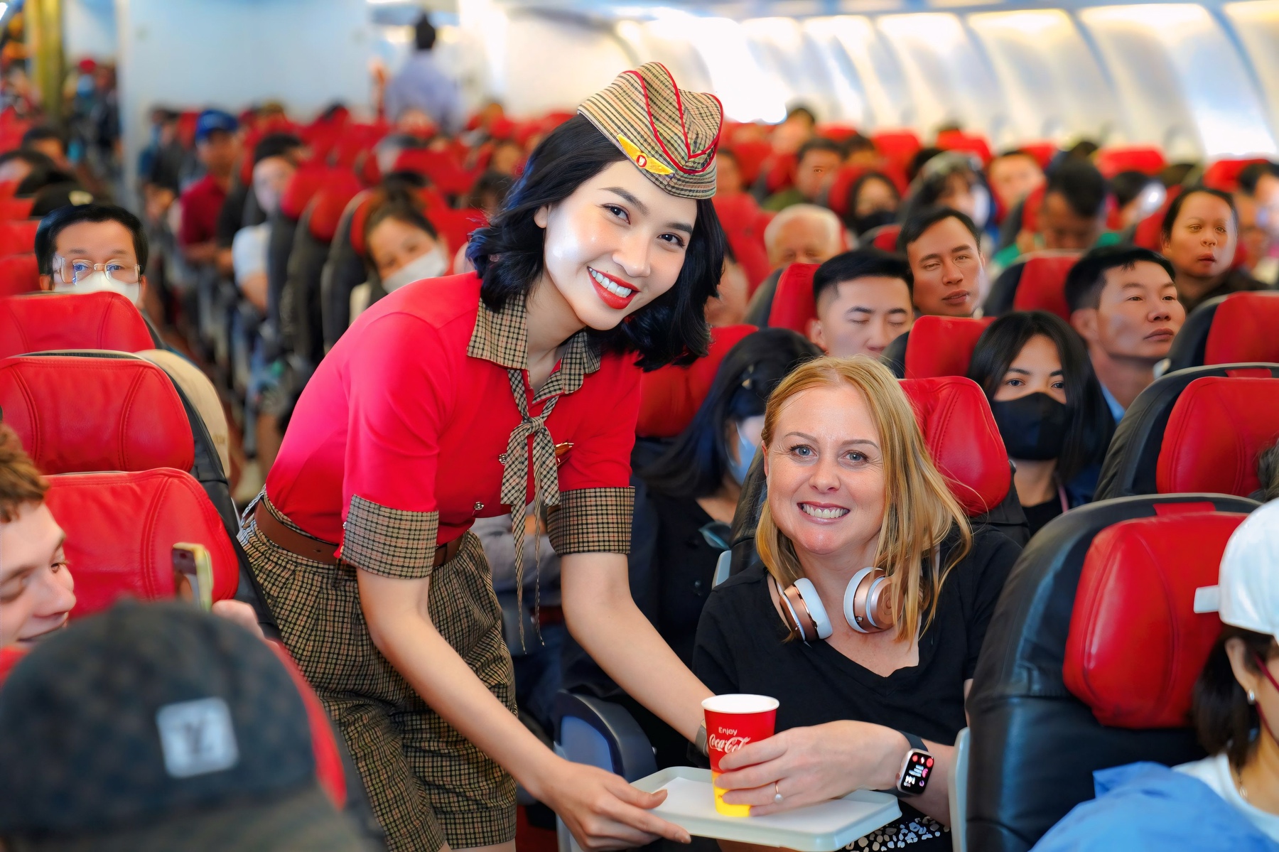 Đặt vé liền tay bay quốc tế, nhận ngay đến 40 kg hành lý ký gửi miễn phí cùng Vietjet