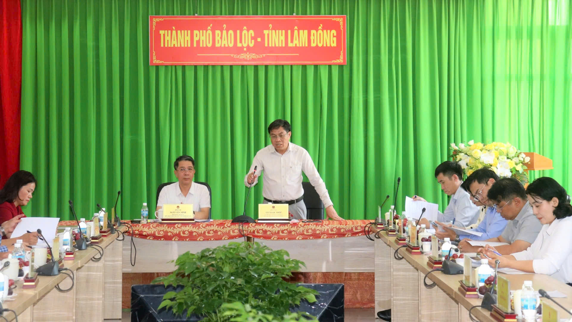 Phó Chủ tịch UBND tỉnh Võ Ngọc Hiệp làm việc với TP Bảo Lộc và huyện Bảo Lâm