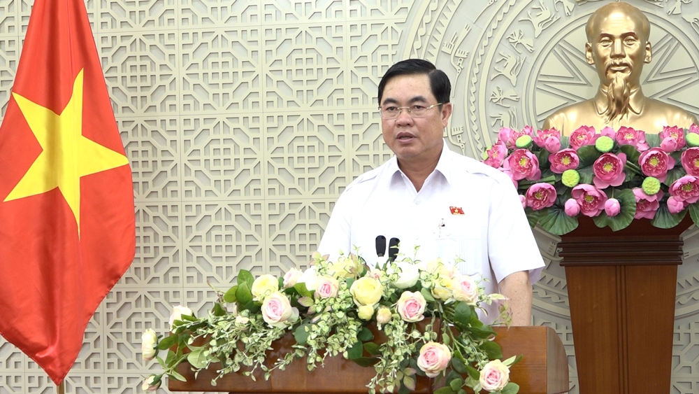 Trưởng đoàn ĐBQH Lâm Đồng Trần Đình Văn báo cáo cử tri về kết quả Kỳ họp thứ 5, Quốc hội khóa XV