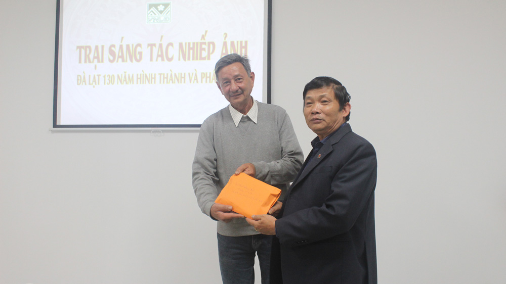Hơn 100 tác phẩm nhiếp ảnh mừng Đà Lạt 130 năm hình thành và phát triển