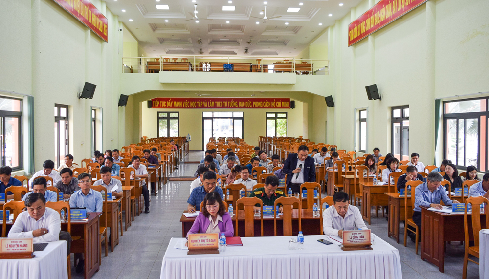 Hội nghị Ban Chấp hành Đảng bộ huyện Đức Trọng lần thứ 16