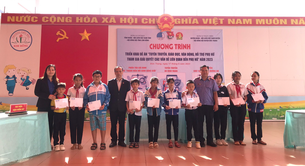 Đức Trọng: Triển khai Đề án tuyên truyền, giáo dục, vận động, hỗ trợ phụ nữ tham gia giải quyết các vấn đề xã hội