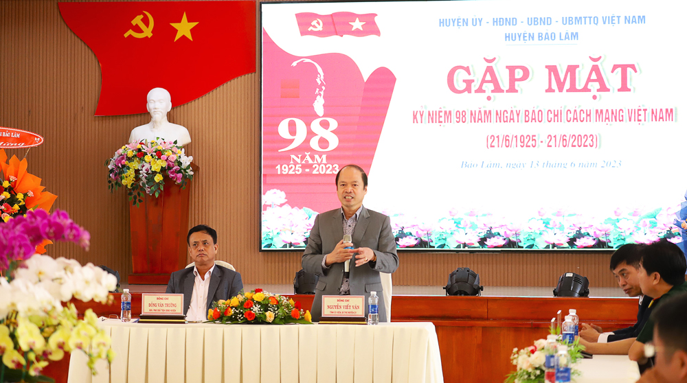 Bảo Lâm: Gặp mặt đại diện các cơ quan báo chí