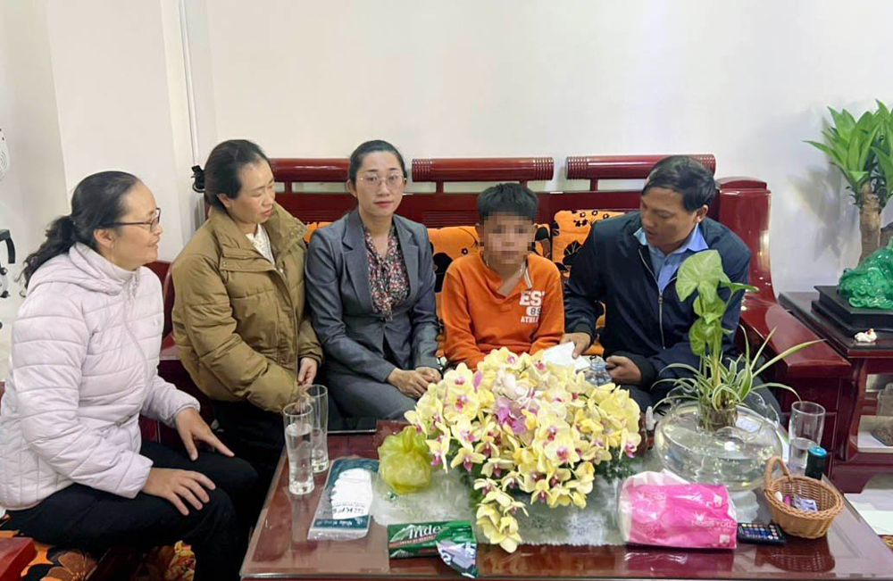 Đà Lạt: Làm rõ vụ việc nghi cha bạo hành con trai