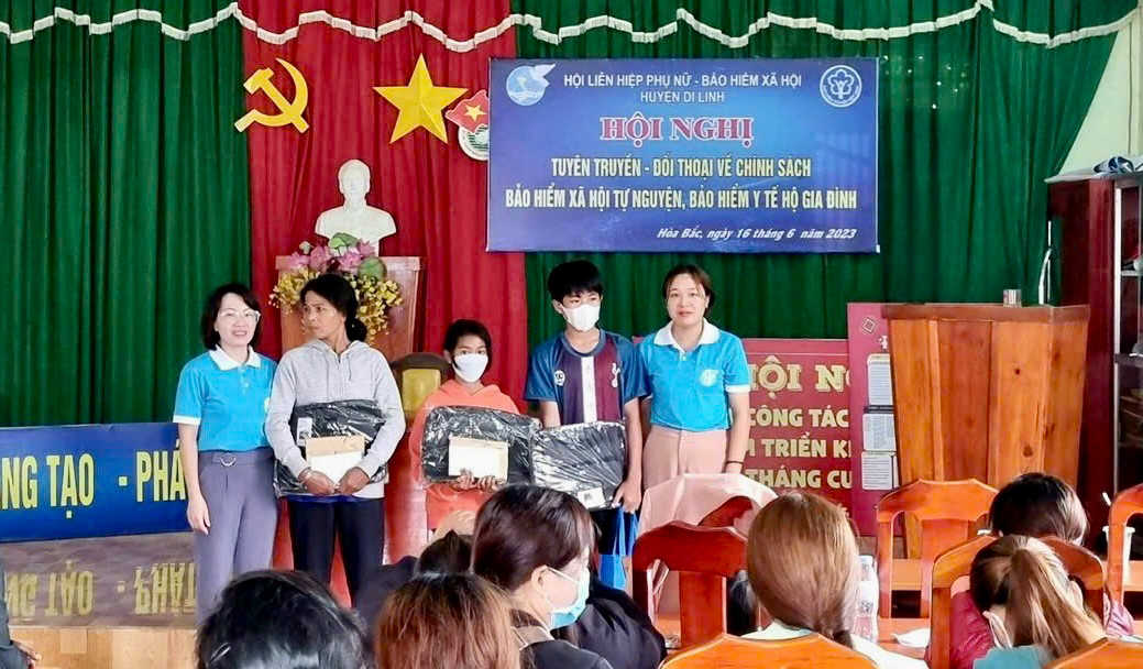 Di Linh: Tuyên truyền, đối thoại về chính sách bảo hiểm cho hội viên phụ nữ