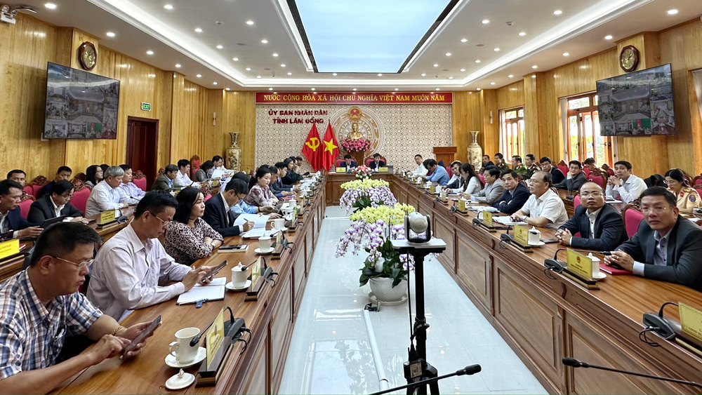Thúc đẩy nâng cao chất lượng cung cấp và sử dụng dịch vụ công trực tuyến