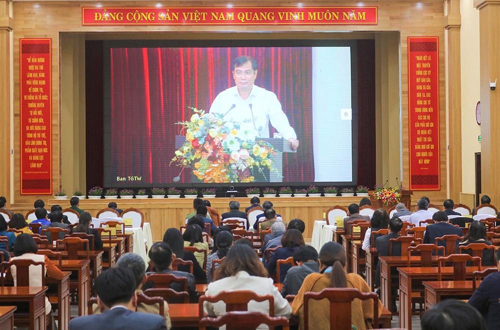 Hội nghị Báo cáo viên Trung ương tháng 6/2023