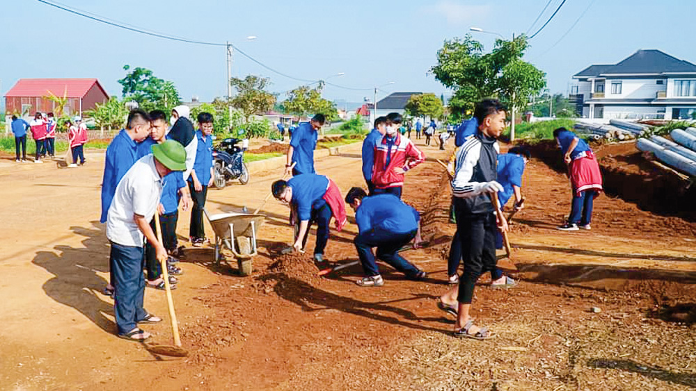 Tuổi trẻ Di Linh sẵn sàng cho một mùa hè sôi nổi, ý nghĩa