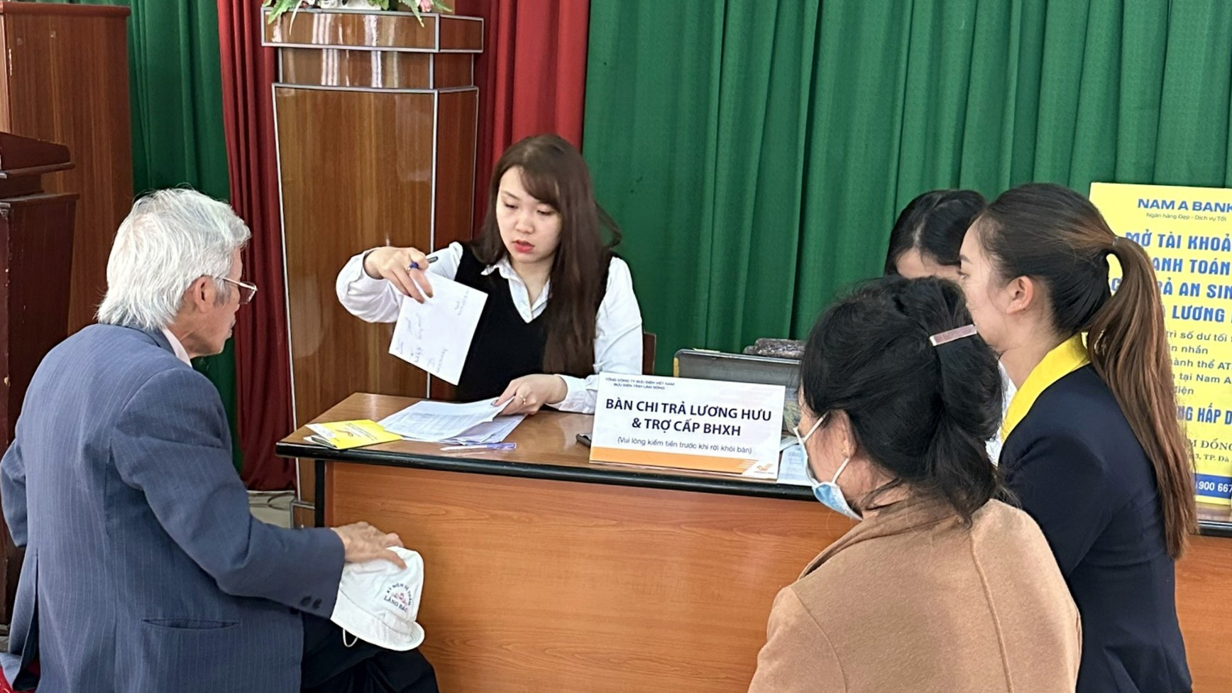 Tăng lương hưu và trợ cấp BHXH: Đảm bảo công bằng, hài hòa giữa người thụ hưởng chính sách