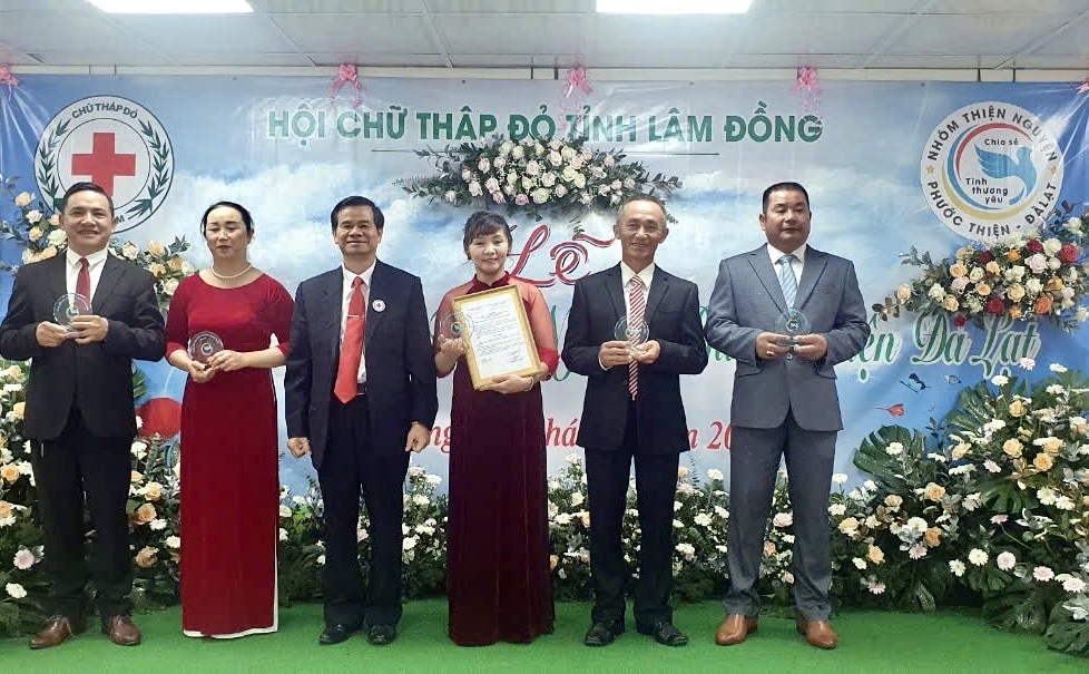 Ra mắt Câu lạc bộ thiện nguyện Phước Thiện Đà Lạt