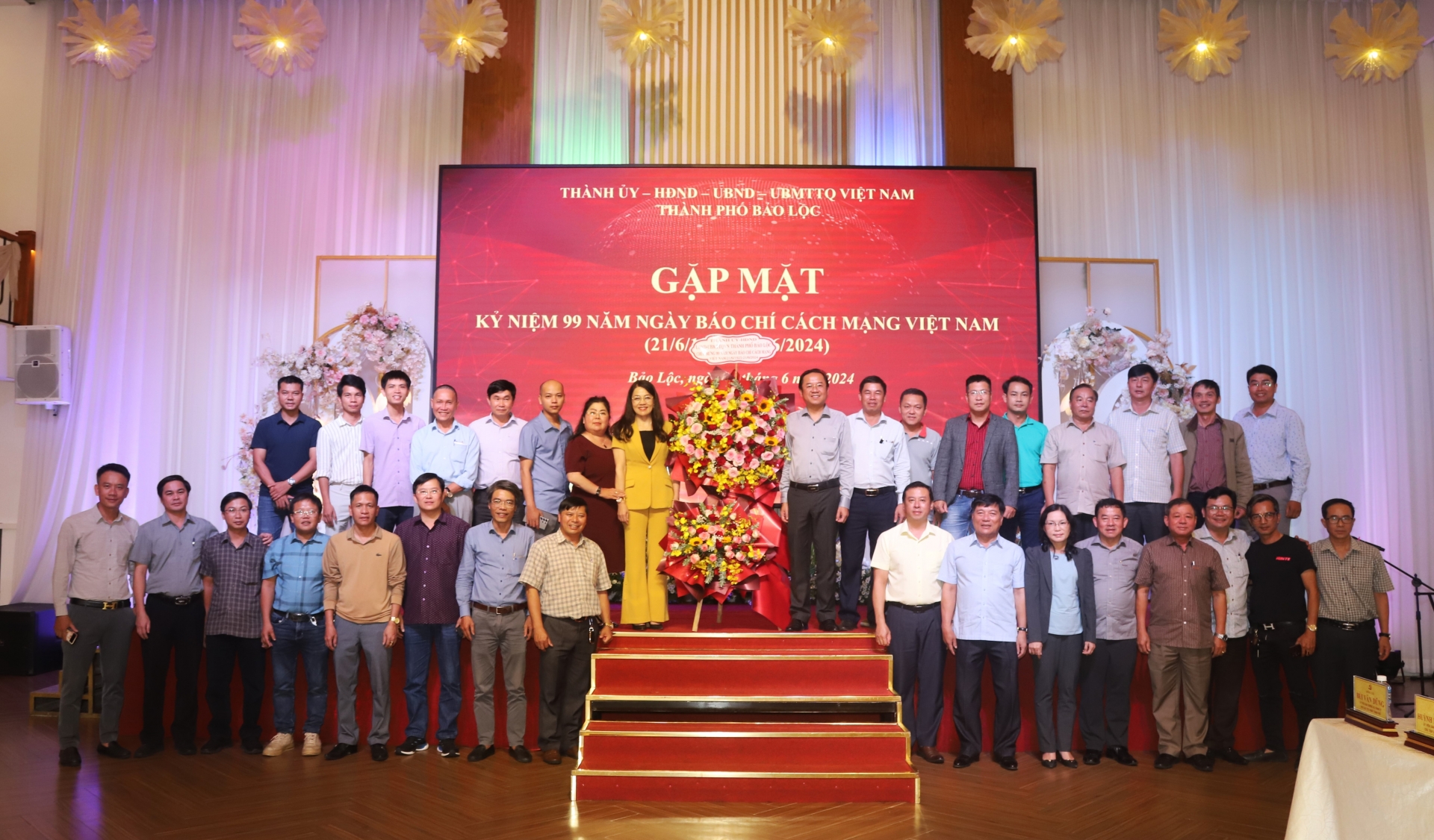 Người làm báo rất cần sự phối hợp chia sẻ thông tin chính thống, kịp thời từ địa phương