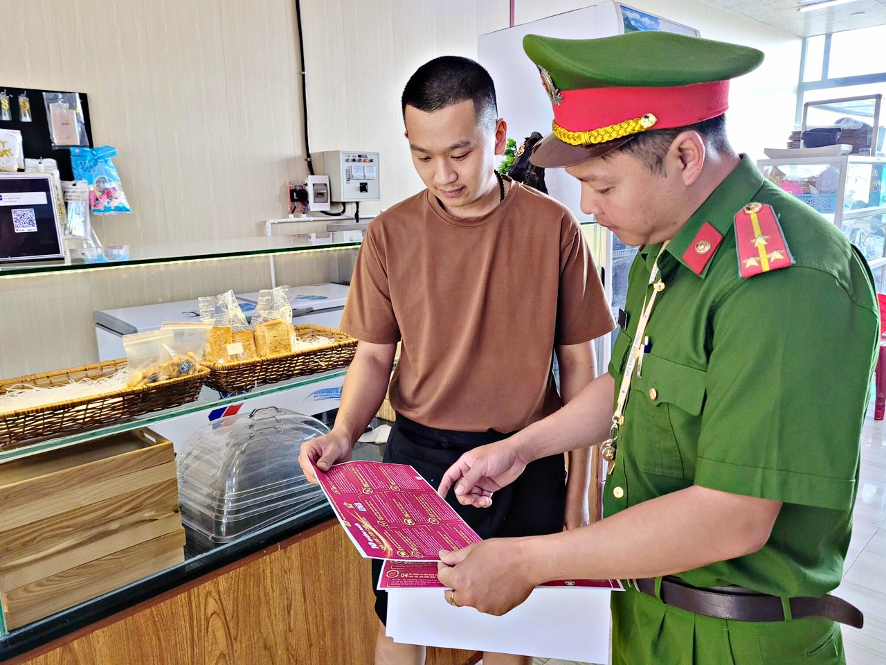 Từ ngày 1/6: Giấy phép lái xe được xác thực trên ứng dụng VNeID là hợp lệ