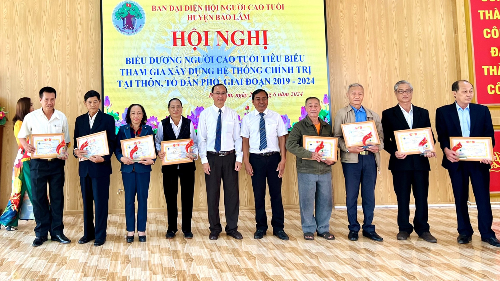 Bảo Lâm: Biểu dương người cao tuổi tiêu biểu tham gia xây dựng hệ thống chính trị tại cơ sở