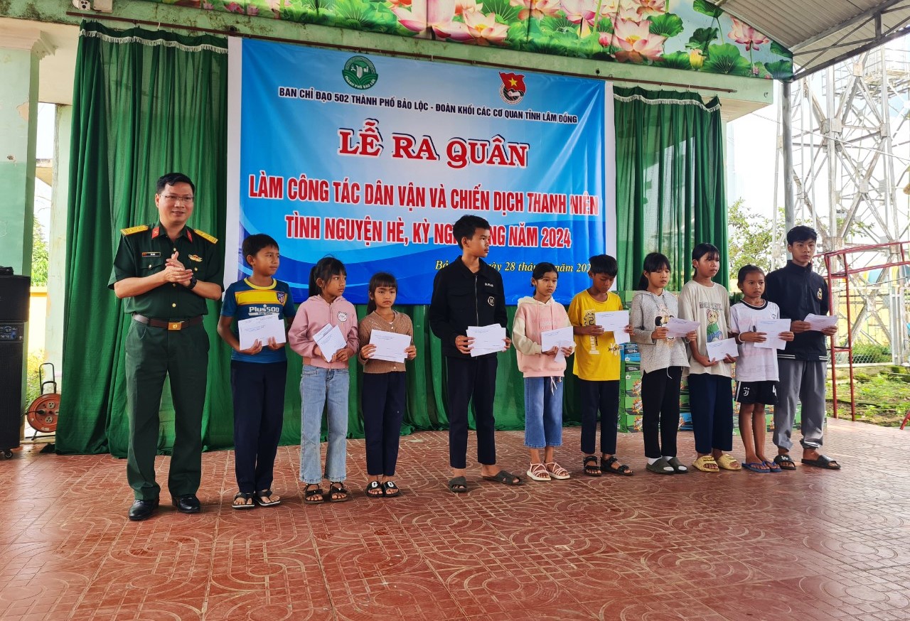 Bảo Lộc: Ra quân làm công tác dân vận tập trung tại vùng đồng bào dân tộc thiểu số