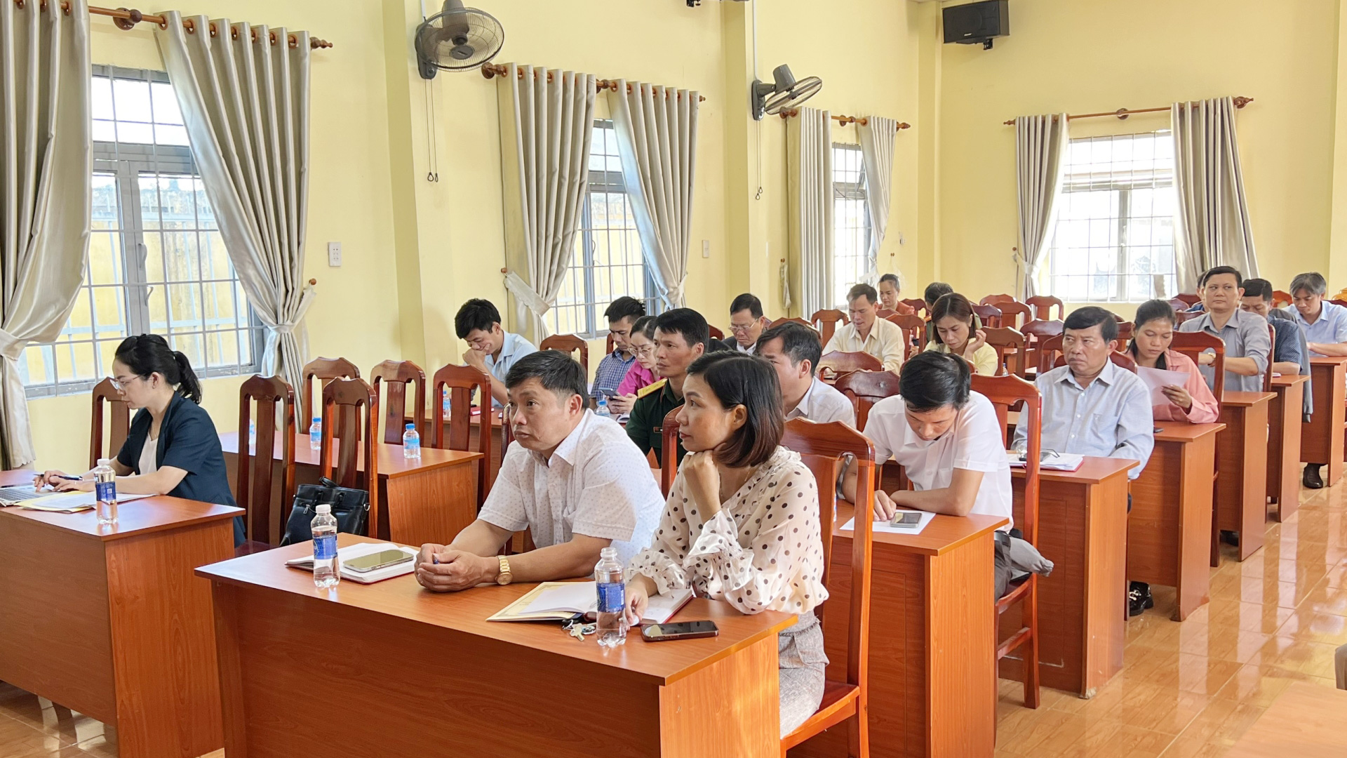 Bồi dưỡng nghiệp vụ, kỹ năng bảo vệ nền tảng tư tưởng của Đảng