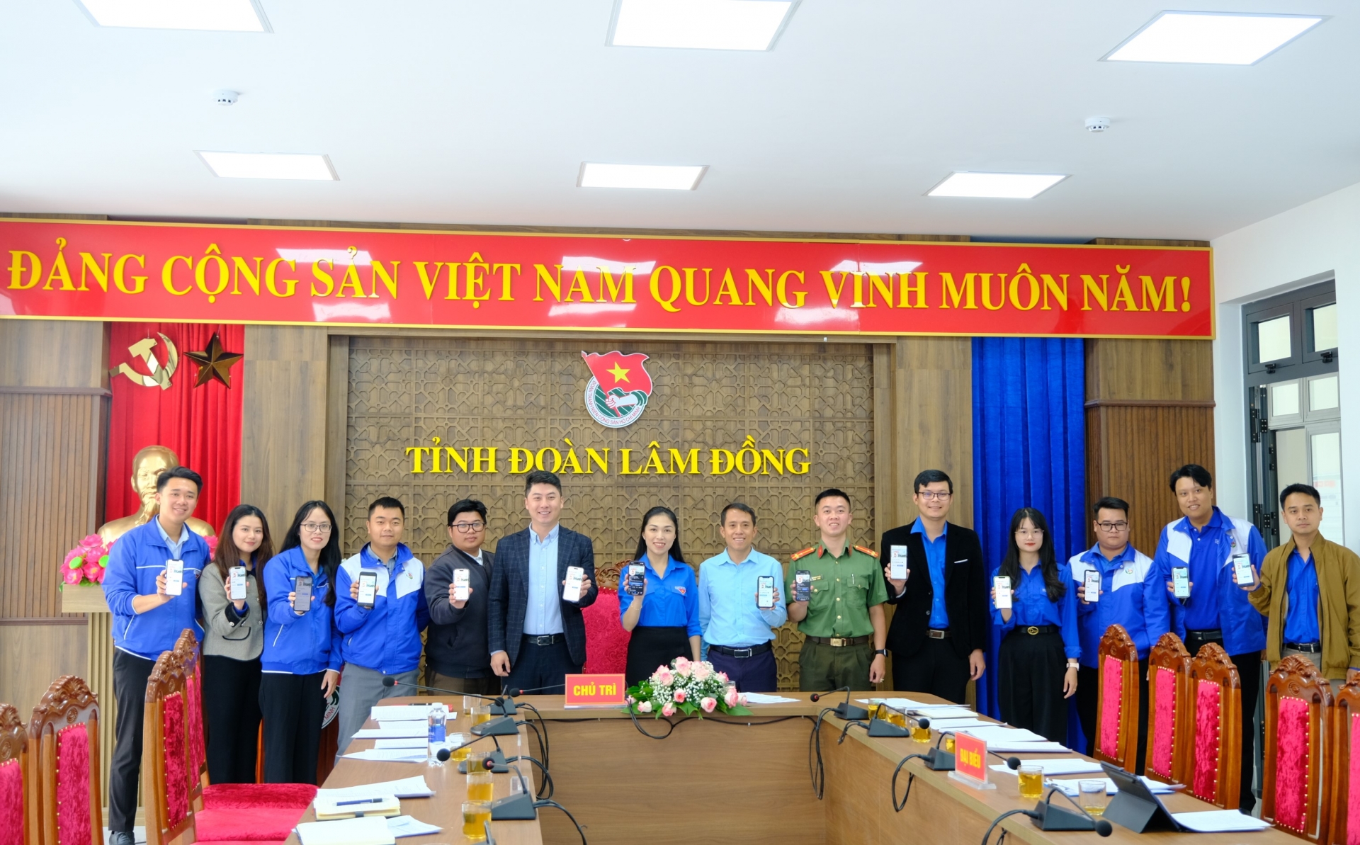 Phát động Cuộc vận động “Ứng xử văn minh trên không gian mạng”
