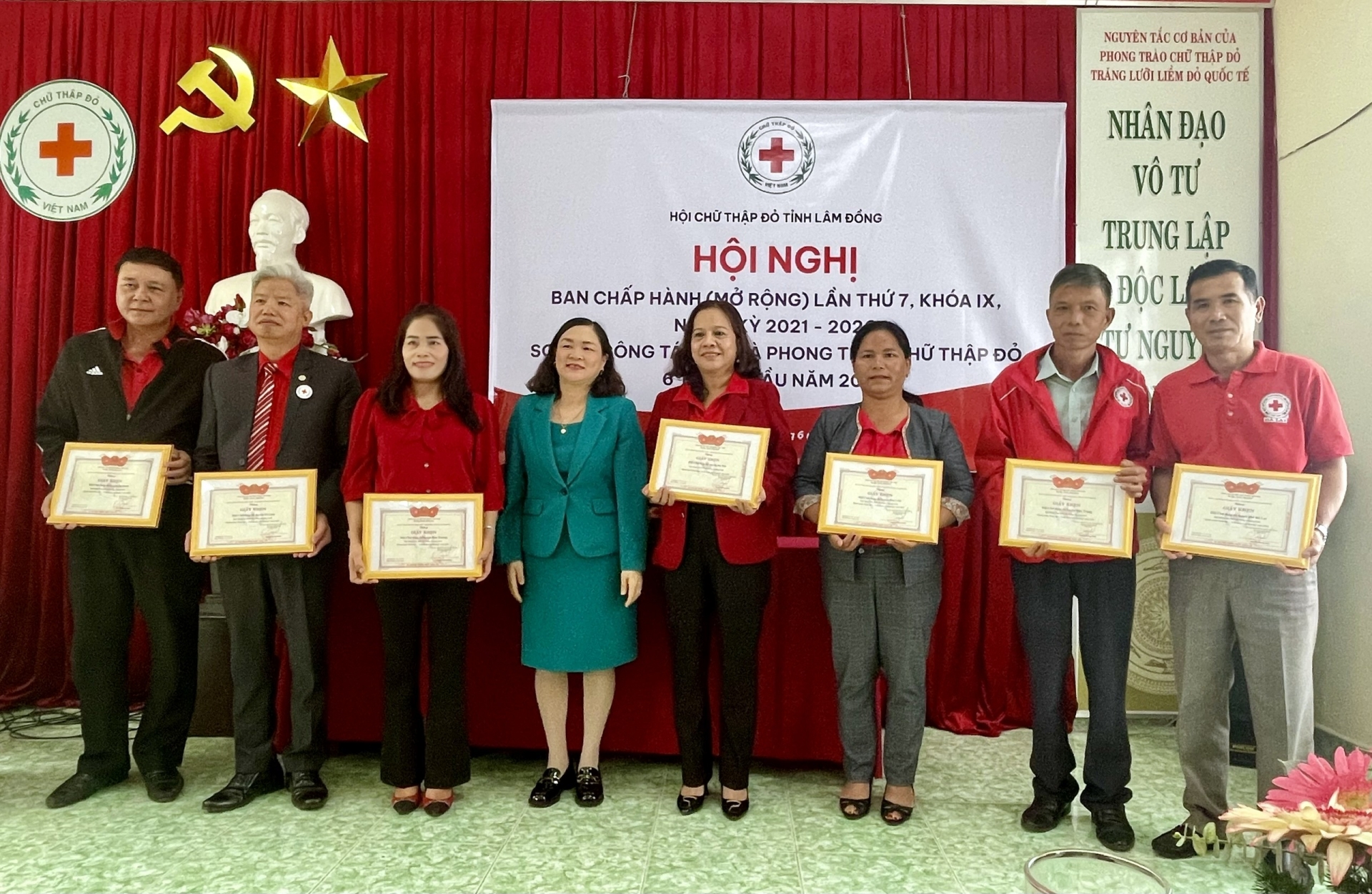 Tiếp tục triển khai phong trào “Người tốt, việc thiện - Chung sức xây dựng cộng đồng nhân ái”