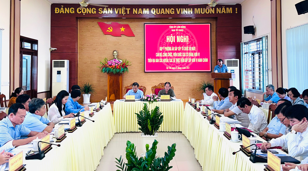 Lấy ý kiến về phương án sắp xếp bộ máy, biên chế các đơn vị hành chính