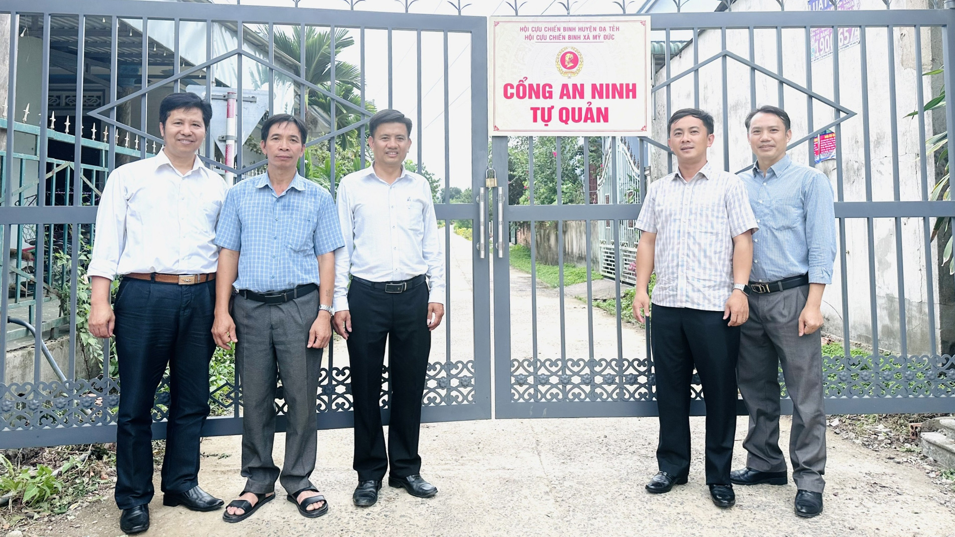 Đạ Tẻh: Ra mắt mô hình điểm “Cổng an ninh tự quản”