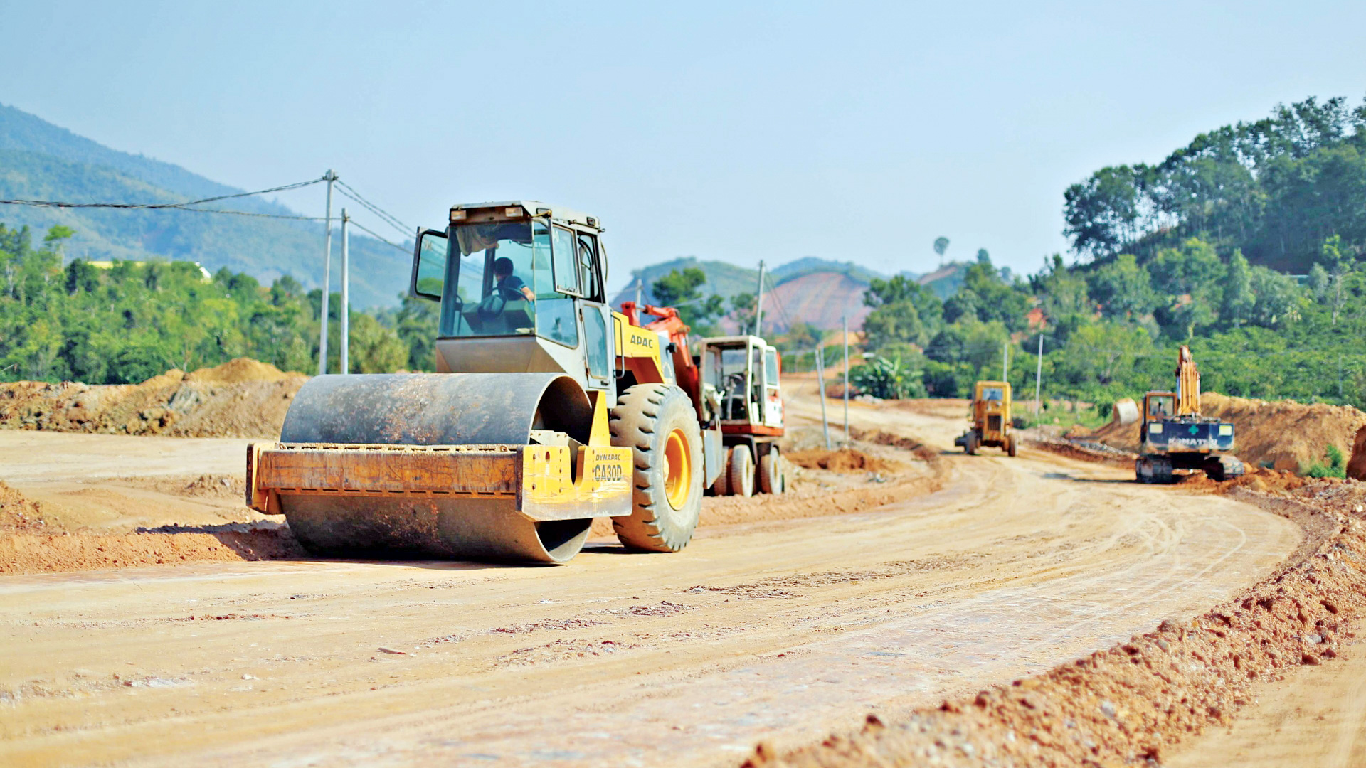 Khẩn trương đẩy nhanh tiến độ đầu tư và giải ngân vốn bố trí năm 2024