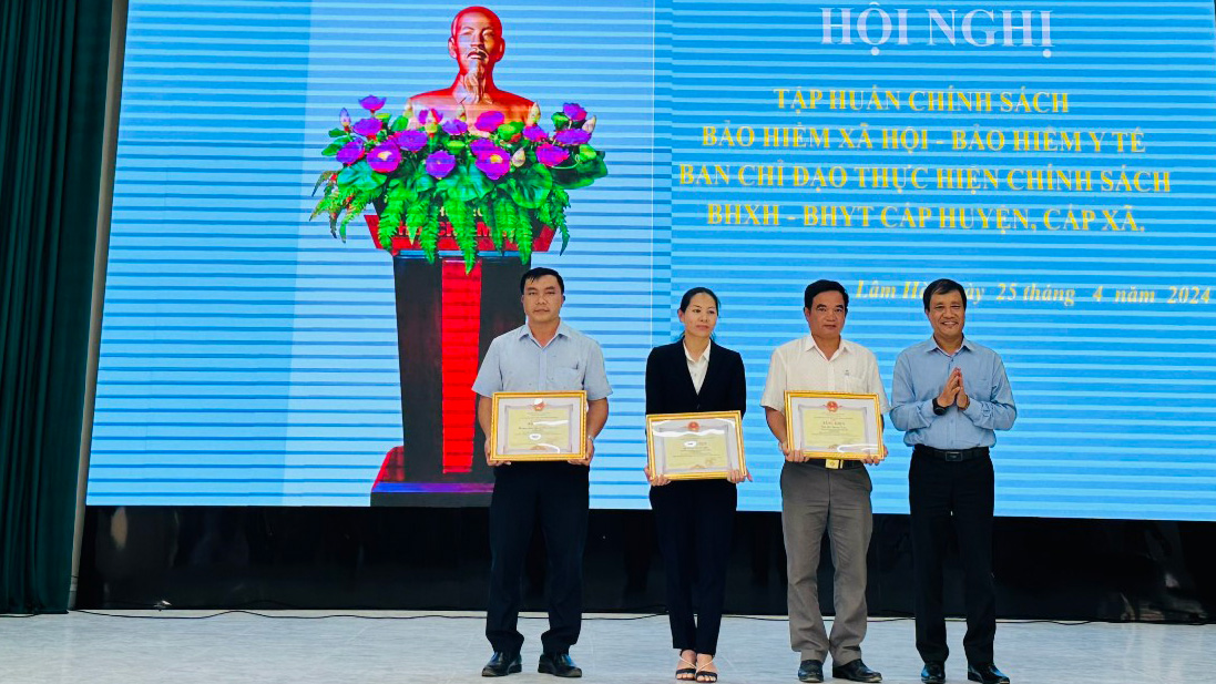 Điểm sáng trong phát triển người tham gia BHXH, BHYT